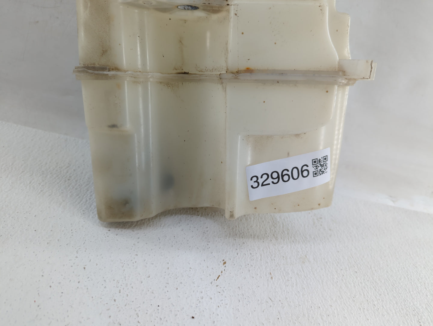 2001-2004 Volvo V70 Windshield Washer Fluid Reservoir Bottle Oem - Oemusedautoparts1.com