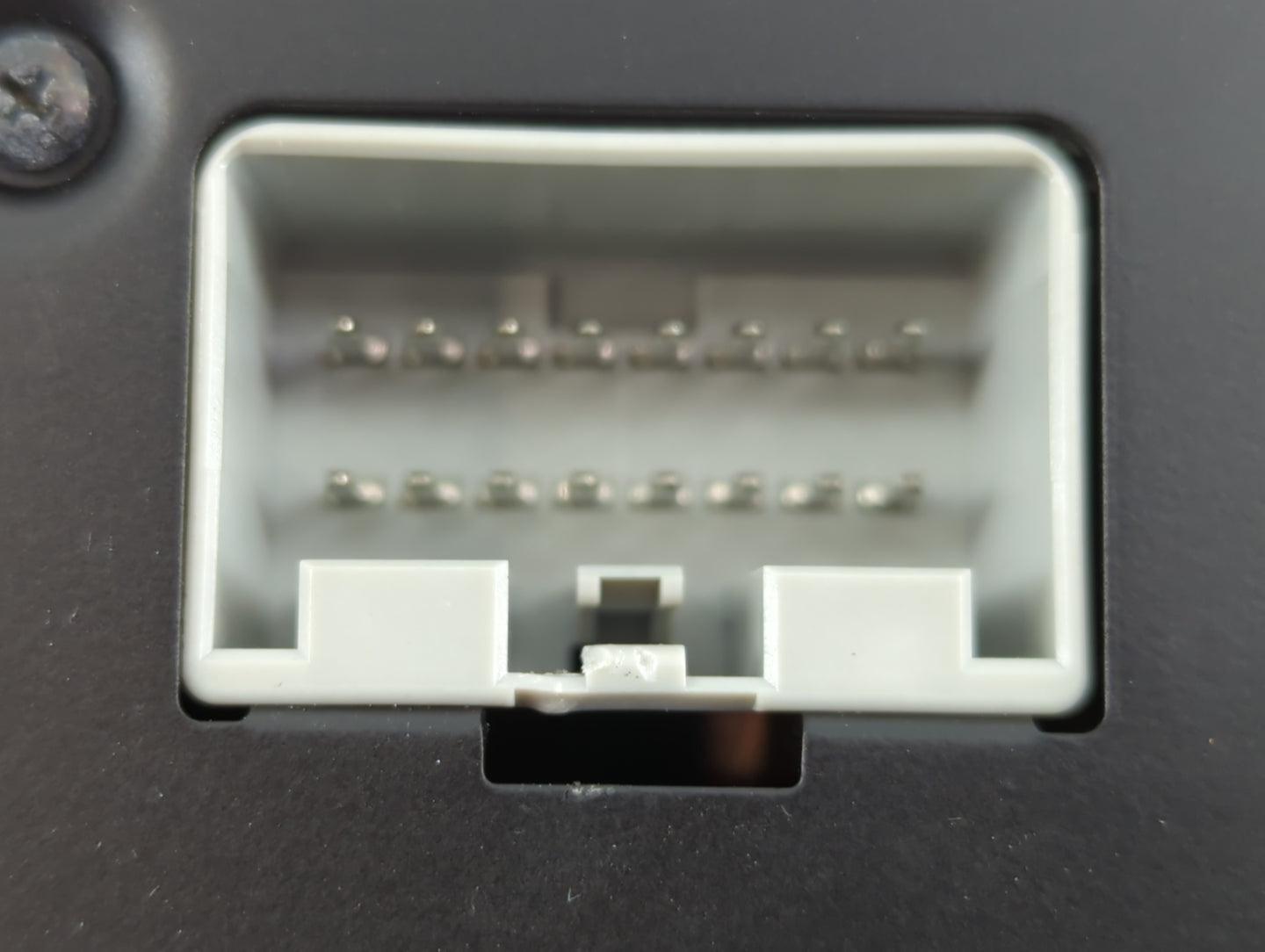 2003 Volvo Xc90 Radio AM FM Cd Player Receiver Replacement P/N:30646094 Fits OEM Used Auto Parts - Oemusedautoparts1.com