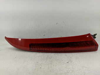 compare product 2003-2006 Volvo Xc90 Tail Light Assembly Passenger Right OEM P/N:9483772 Fits Fits 2003 2004 2005 2006 OEM Used Auto Parts