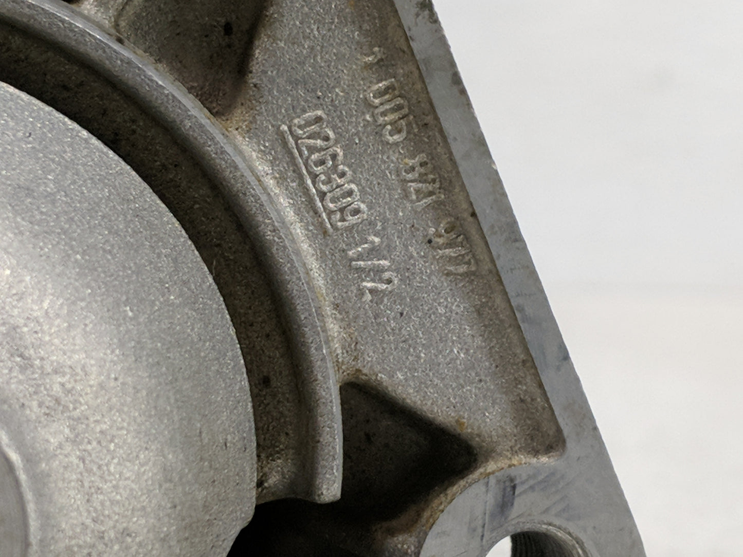 2003-2006 Volvo Xc90 Car Starter Motor Solenoid OEM P/N:026309 Fits Fits 1999 2000 2001 2002 2003 2004 2005 2006 OEM Used Au