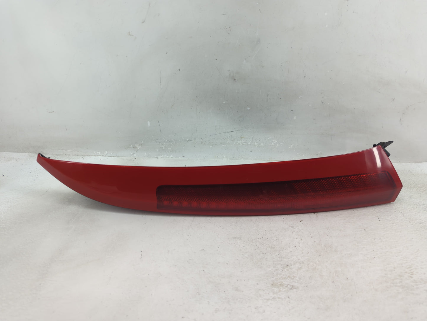 2003-2006 Volvo Xc90 Tail Light Assembly Passenger Right OEM P/N:157618 Fits Fits 2003 2004 2005 2006 OEM Used Auto Parts - 