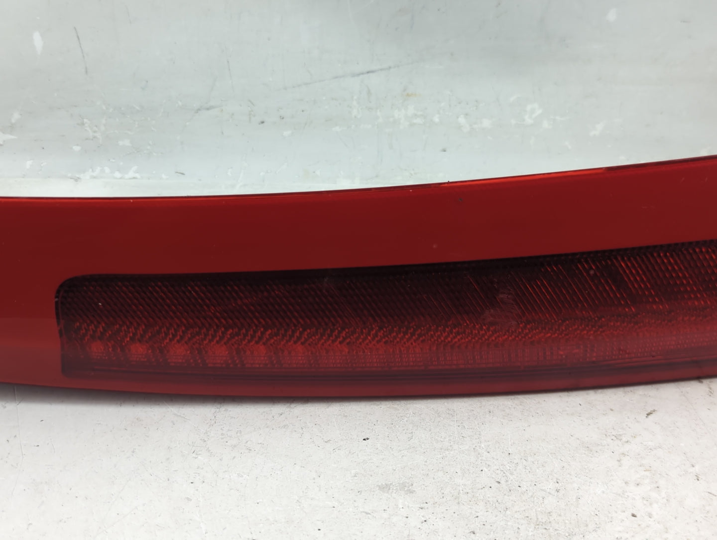 2003-2006 Volvo Xc90 Tail Light Assembly Passenger Right OEM P/N:157618 Fits Fits 2003 2004 2005 2006 OEM Used Auto Parts - 