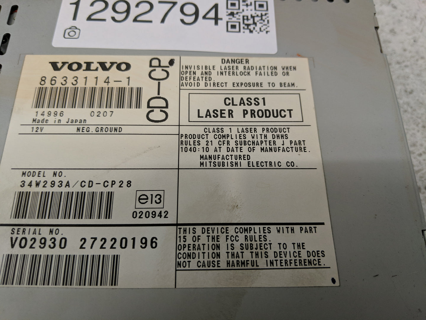 2003 Volvo Xc90 Radio AM FM Cd Player Receiver Replacement P/N:8633114-1 Fits OEM Used Auto Parts - Oemusedautoparts1.com