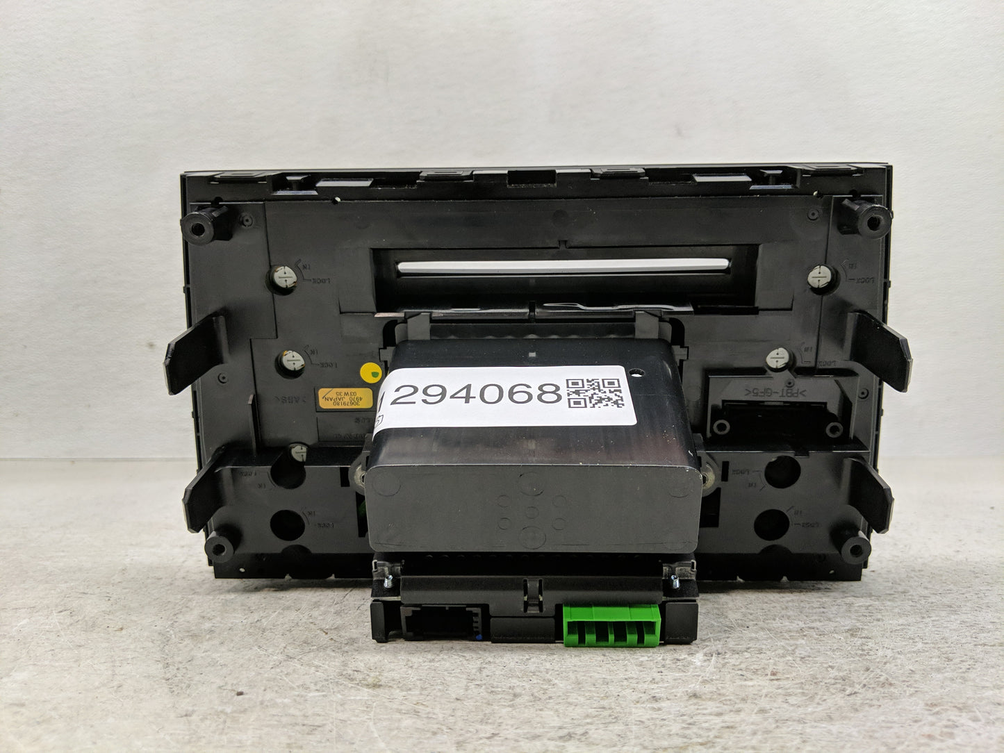 2003-2006 Volvo Xc90 Radio AM FM Cd Player Receiver Replacement P/N:30797250 Fits Fits 2003 2004 2005 2006 OEM Used Auto Par