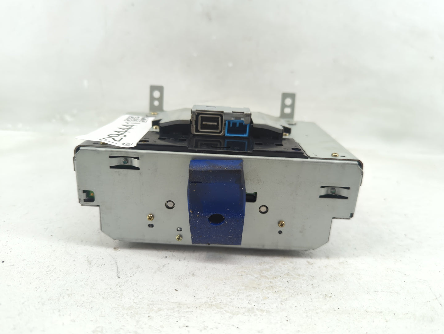 2003-2014 Volvo Xc90 Information Display Screen - Oemusedautoparts1.com