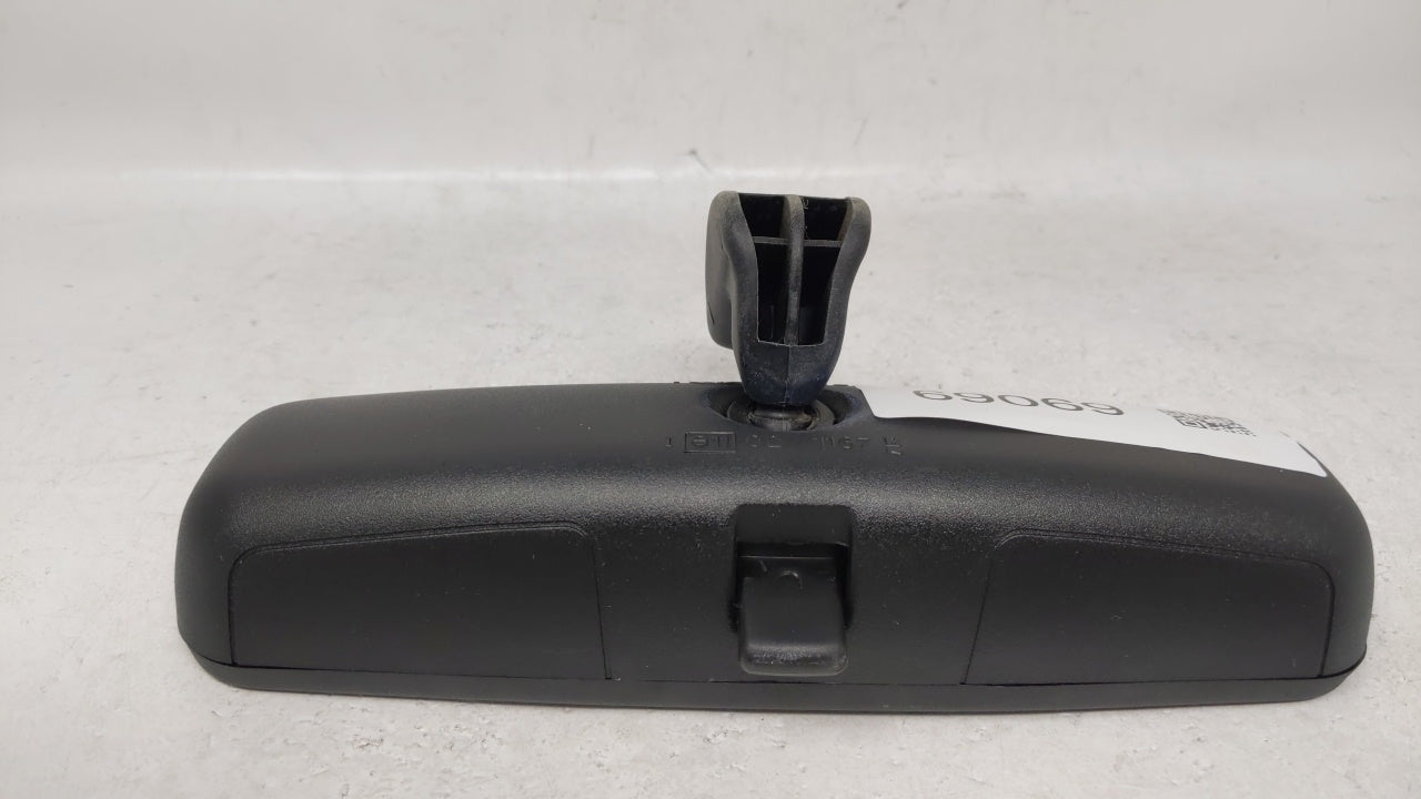 2003 Land Rover Freelander Interior Rear View Mirror Replacement OEM Fits OEM Used Auto Parts - Oemusedautoparts1.com