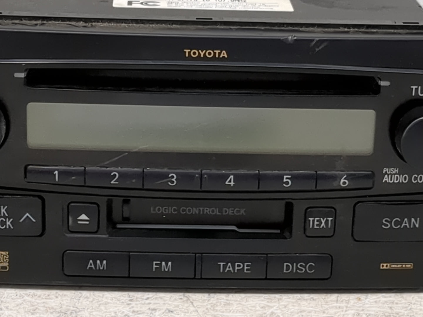 2004 Rav4 Radio AM FM Cd Player Receiver Replacement Fits Fits 2003 2005 OEM Used Auto Parts - Oemusedautoparts1.com