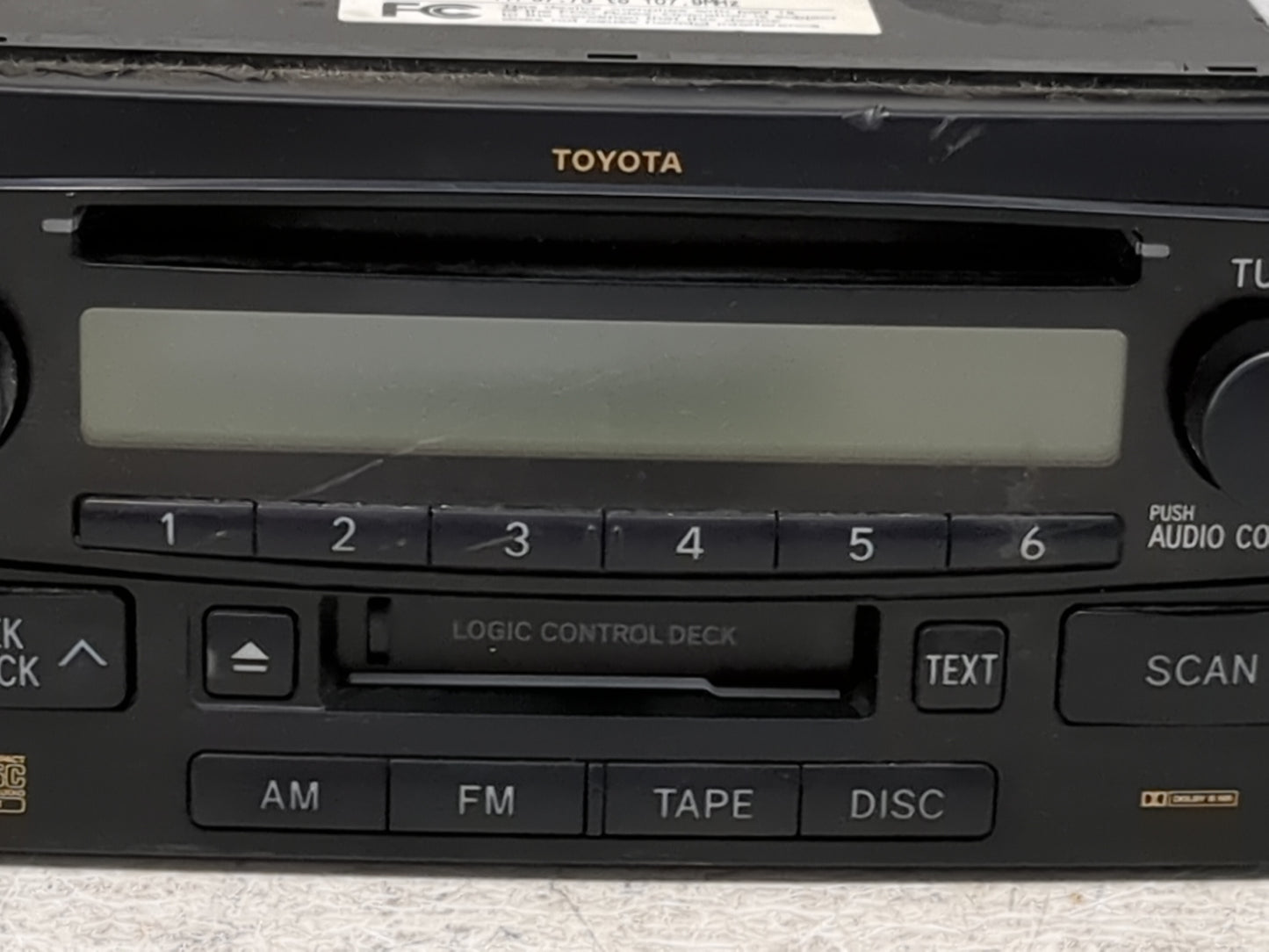 2004 Rav4 Radio AM FM Cd Player Receiver Replacement Fits Fits 2003 2005 OEM Used Auto Parts - Oemusedautoparts1.com