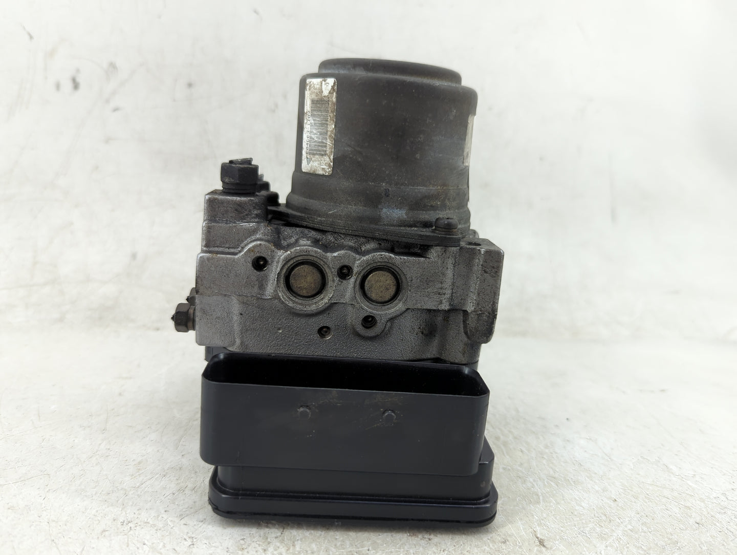 2004 Acura Mdx ABS Pump Control Module Replacement P/N:D03V4 6270 Fits OEM Used Auto Parts - Oemusedautoparts1.com