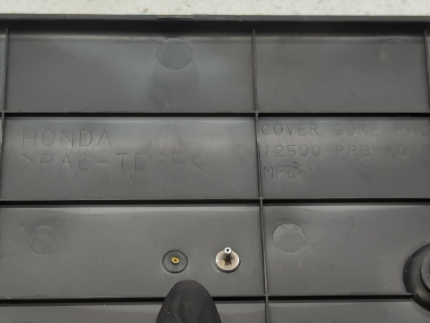 2004 Acura Rsx Engine Cover - Oemusedautoparts1.com