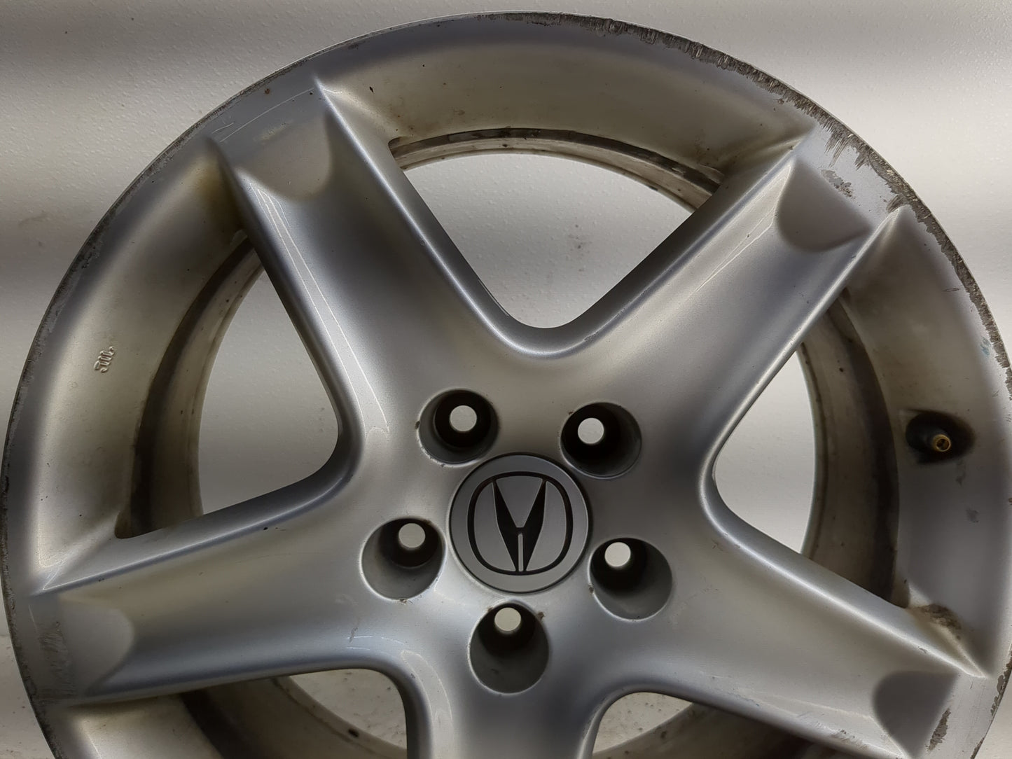 2004-2005 Acura Tl Oem Wheel Rim - Oemusedautoparts1.com