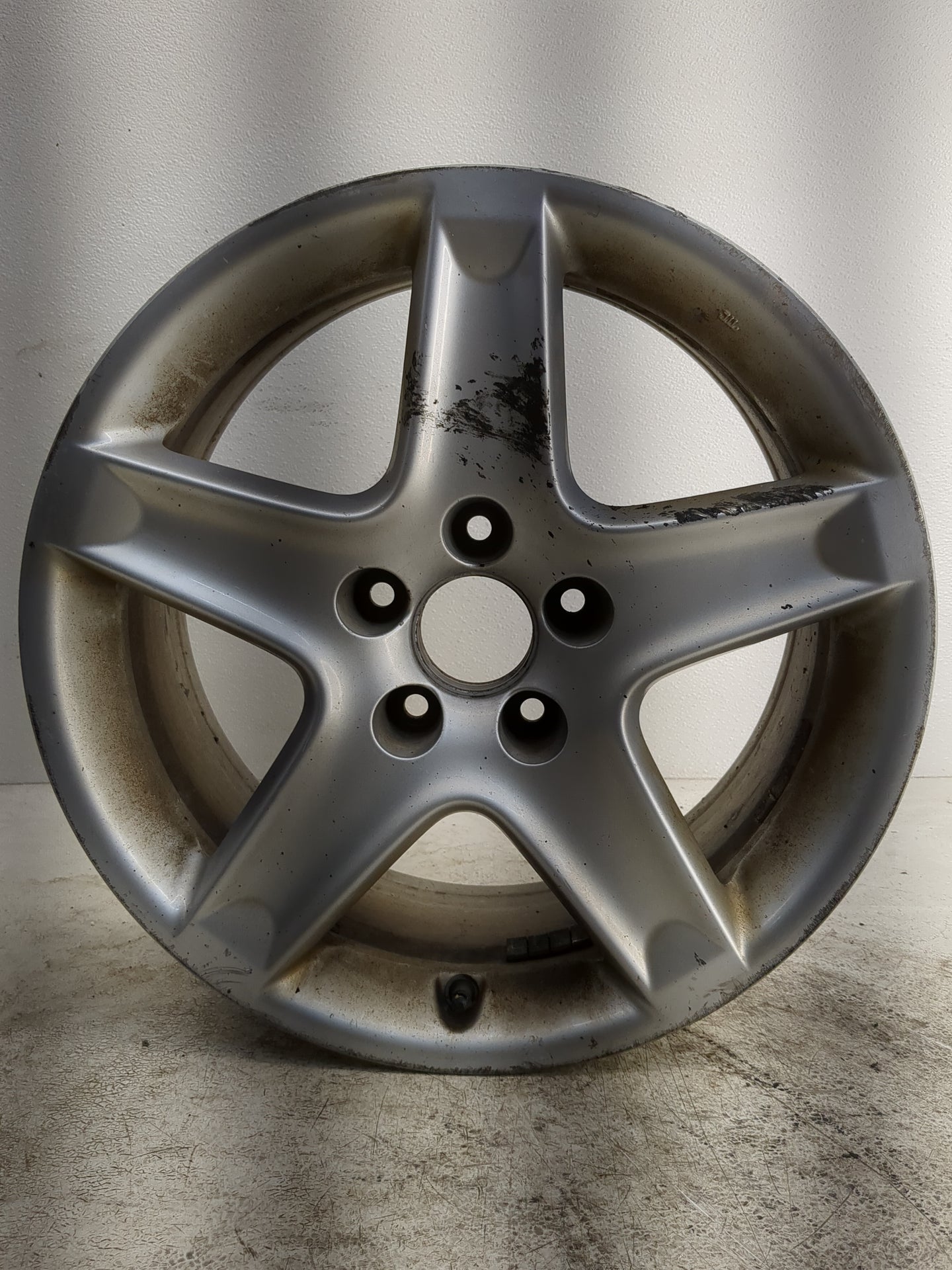 2004-2005 Acura Tl Oem Wheel Rim - Oemusedautoparts1.com