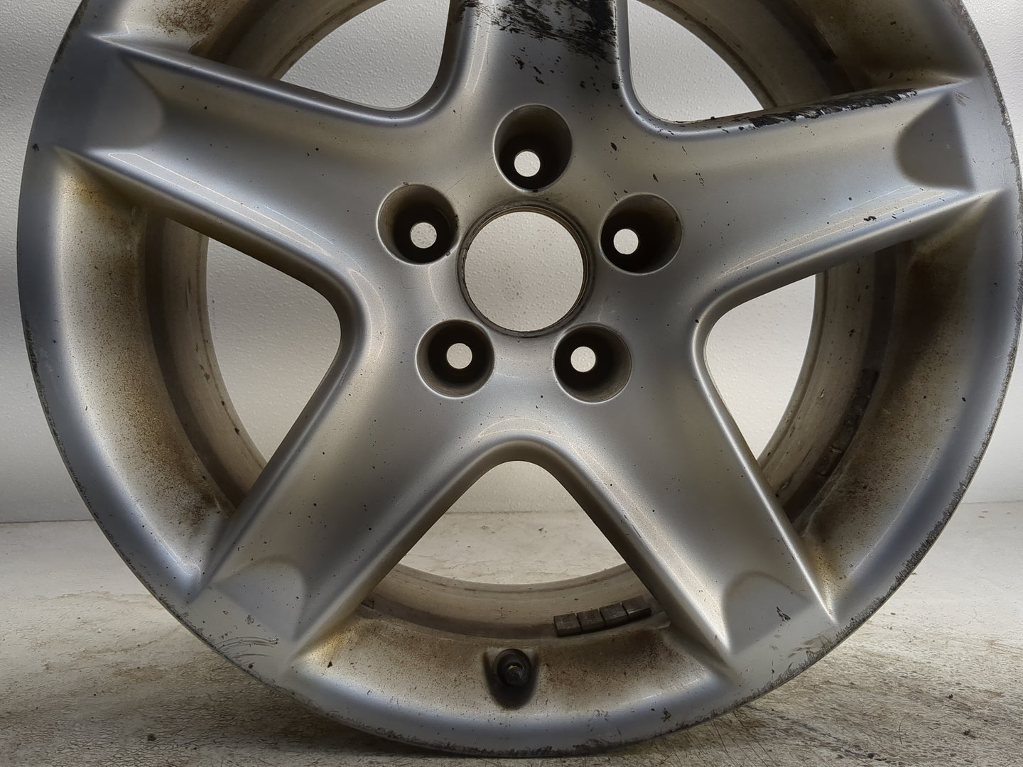 2004-2005 Acura Tl Oem Wheel Rim - Oemusedautoparts1.com