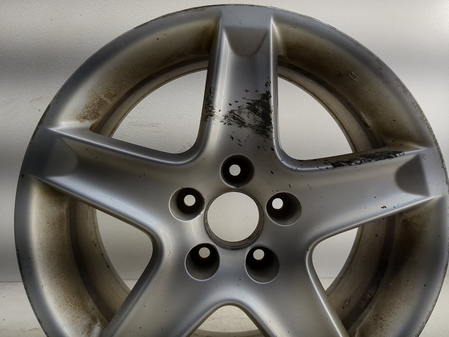 2004-2005 Acura Tl Oem Wheel Rim - Oemusedautoparts1.com