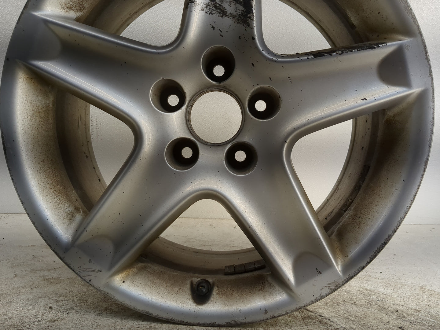 2004-2005 Acura Tl Oem Wheel Rim - Oemusedautoparts1.com