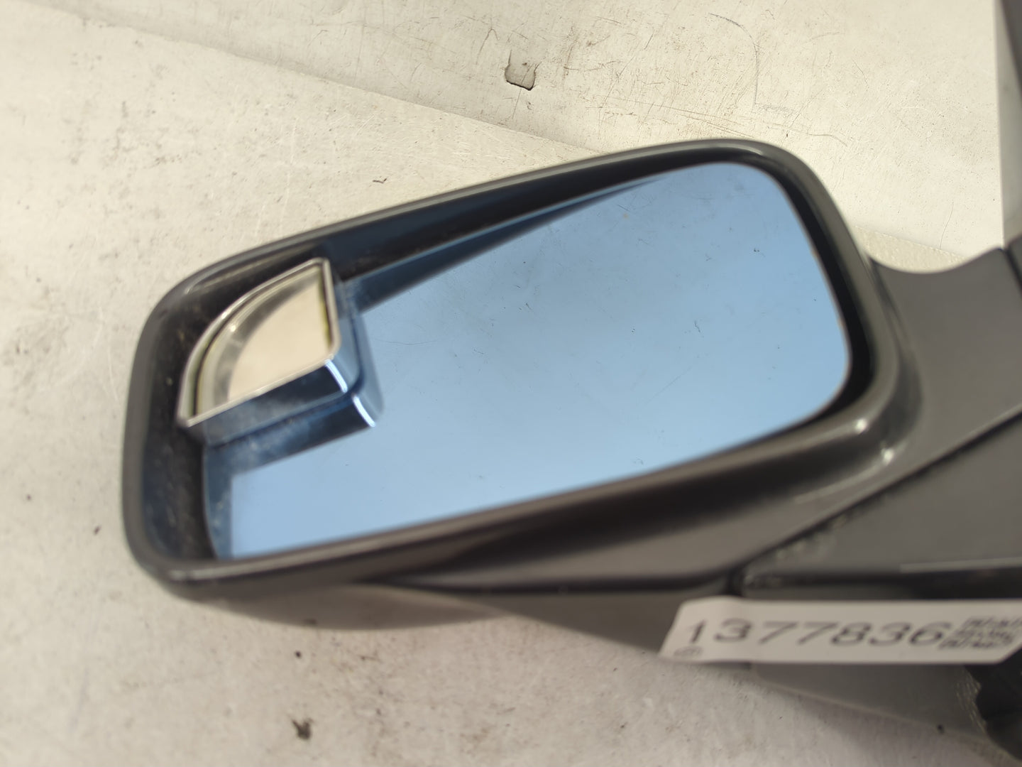 2004-2006 Acura Tl Driver Side View Mirror - Left Door Mirror OEM Used - Oemusedautoparts1.com