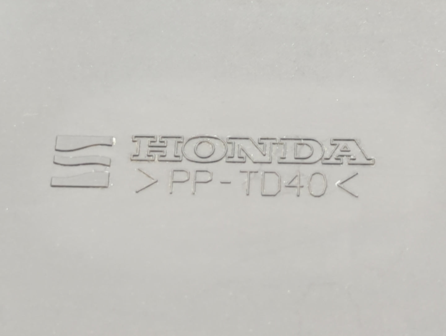 2004 Acura Tl Engine Cover - Oemusedautoparts1.com