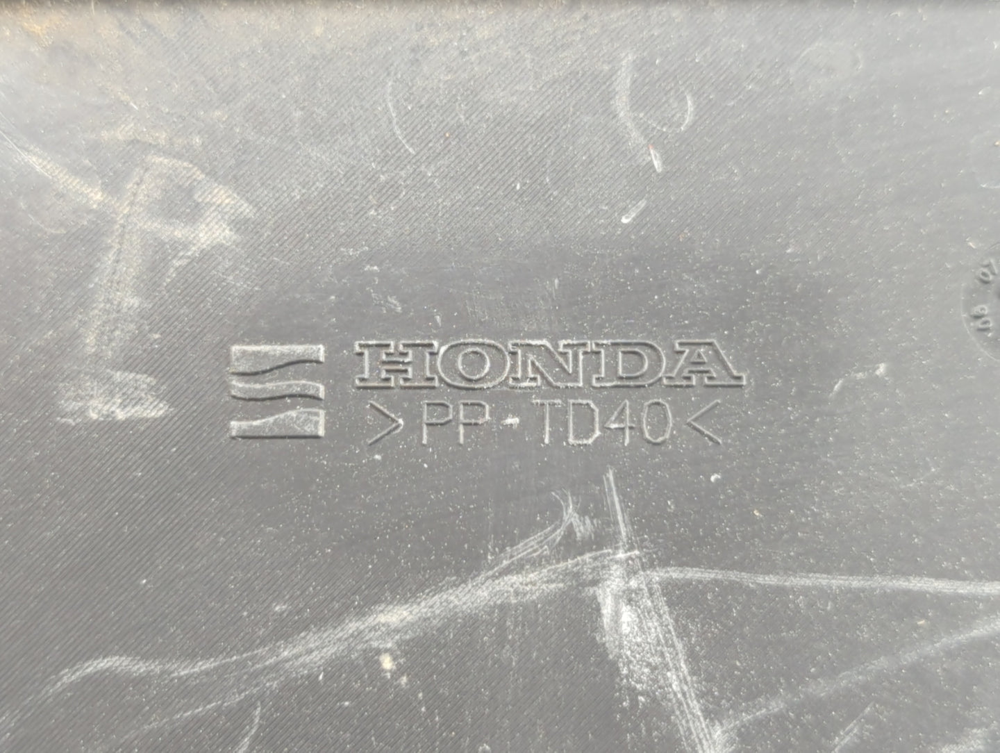 2004 Acura Tl Engine Cover - Oemusedautoparts1.com