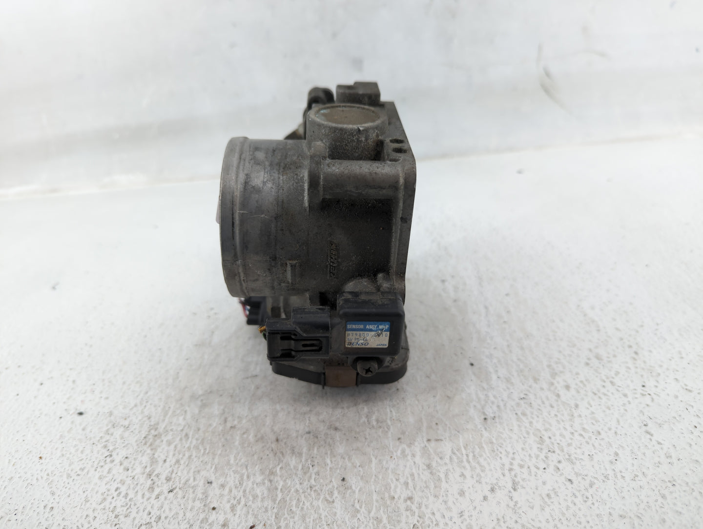 2004 Acura Tl Throttle Body P/N:GMA1A-J100 Fits Fits 2003 OEM Used Auto Parts - Oemusedautoparts1.com