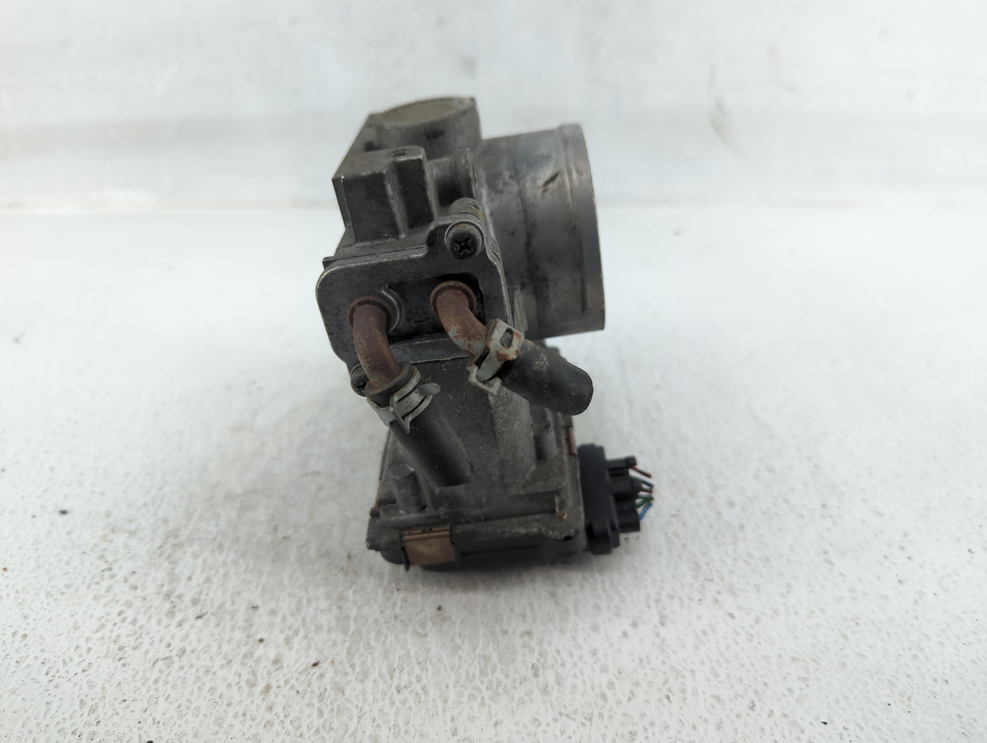 2004 Acura Tl Throttle Body P/N:GMA1A-J100 Fits Fits 2003 OEM Used Auto Parts - Oemusedautoparts1.com