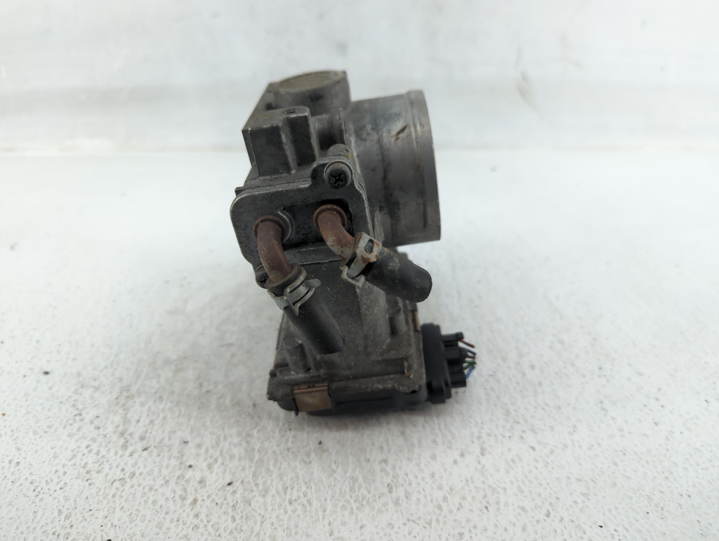 2004 Acura Tl Throttle Body P/N:GMA1A-J100 Fits Fits 2003 OEM Used Auto Parts - Oemusedautoparts1.com