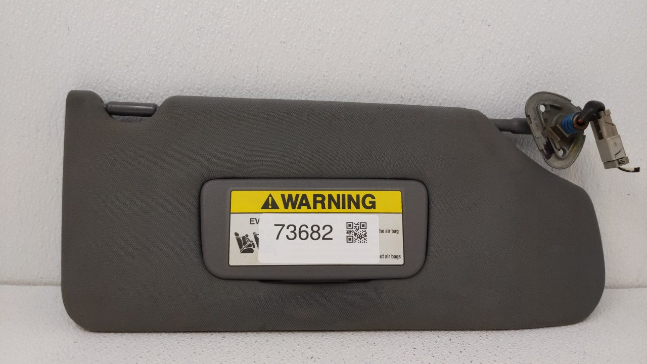 2004-2008 Acura Tl Sun Visor Shade Replacement Passenger Right Mirror Fits Fits 2004 2005 2006 2007 2008 OEM Used Auto Parts