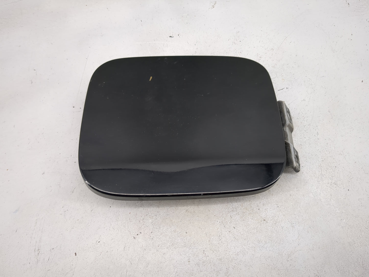 2004 Acura Tsx Fuel Tank Door Lid Gas Tank Black - Oemusedautoparts1.com