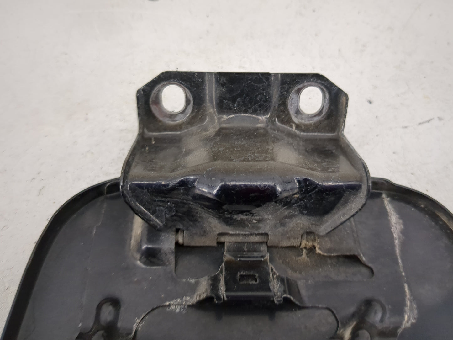 2004 Acura Tsx Fuel Tank Door Lid Gas Tank Black - Oemusedautoparts1.com