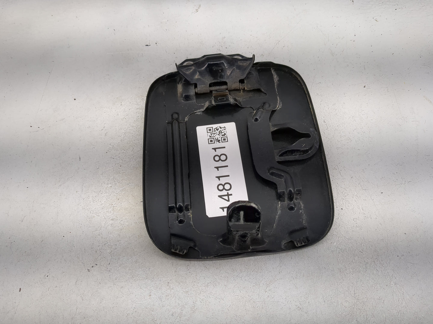 2004 Acura Tsx Fuel Tank Door Lid Gas Tank Black - Oemusedautoparts1.com