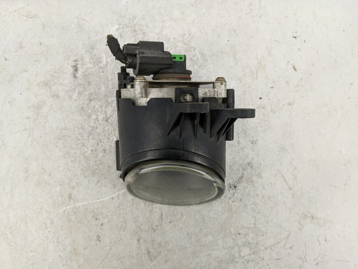 2002-2005 Audi A4 Passenger Right Oem Front Light Lamp - Oemusedautoparts1.com