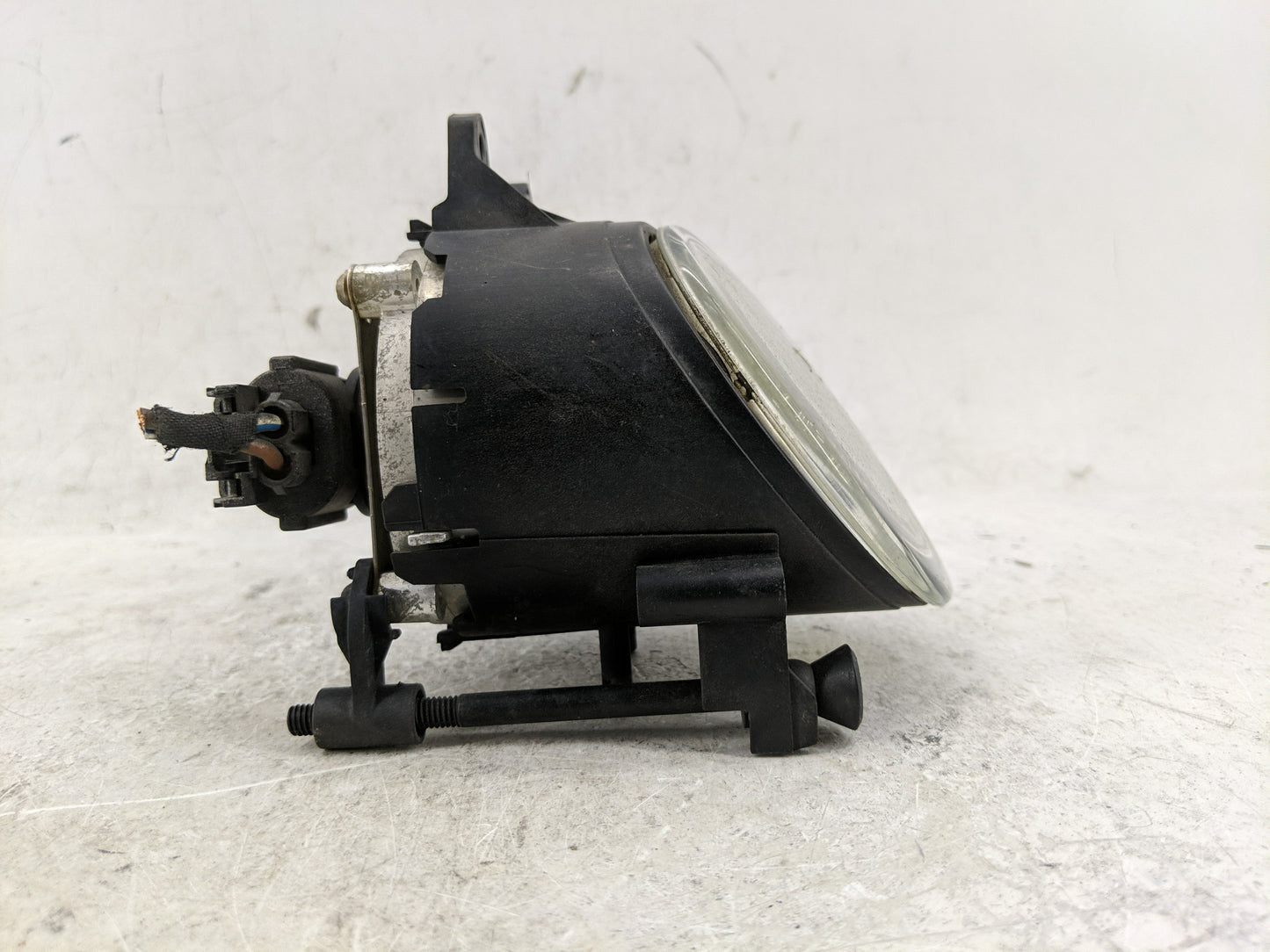 2002-2005 Audi A4 Passenger Right Oem Front Light Lamp - Oemusedautoparts1.com