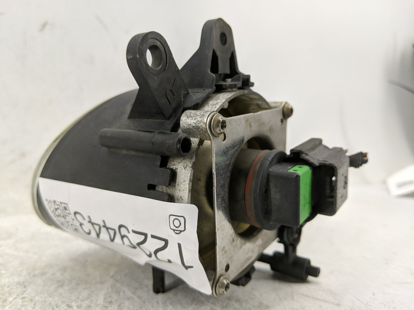 2002-2005 Audi A4 Passenger Right Oem Front Light Lamp - Oemusedautoparts1.com