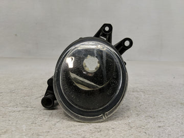 2002-2005 Audi A4 Passenger Right Oem Fog Light Lamp - Oemusedautoparts1.com