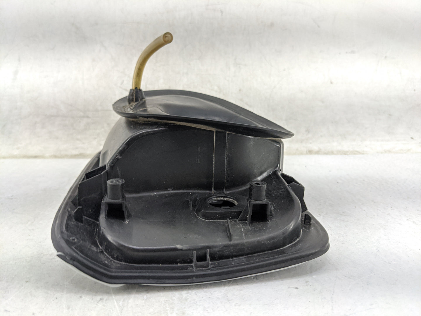 2004 Audi A4 Fuel Tank Door Lid Gas Tank 1467118 - Oemusedautoparts1.com
