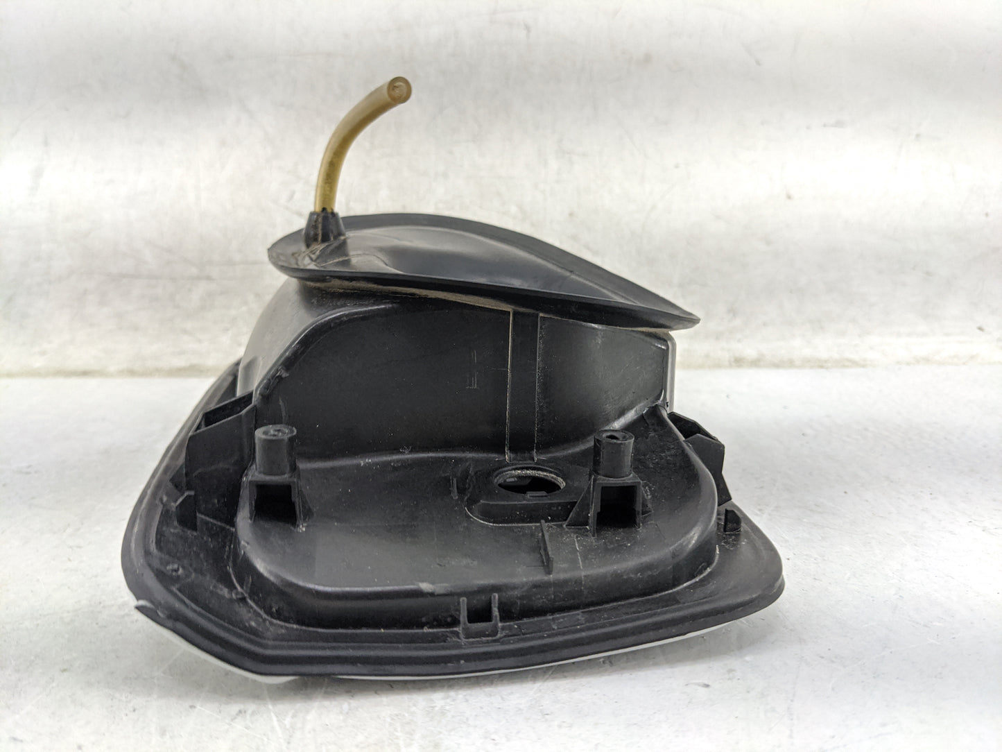 2004 Audi A4 Fuel Tank Door Lid Gas Tank 1467118 - Oemusedautoparts1.com