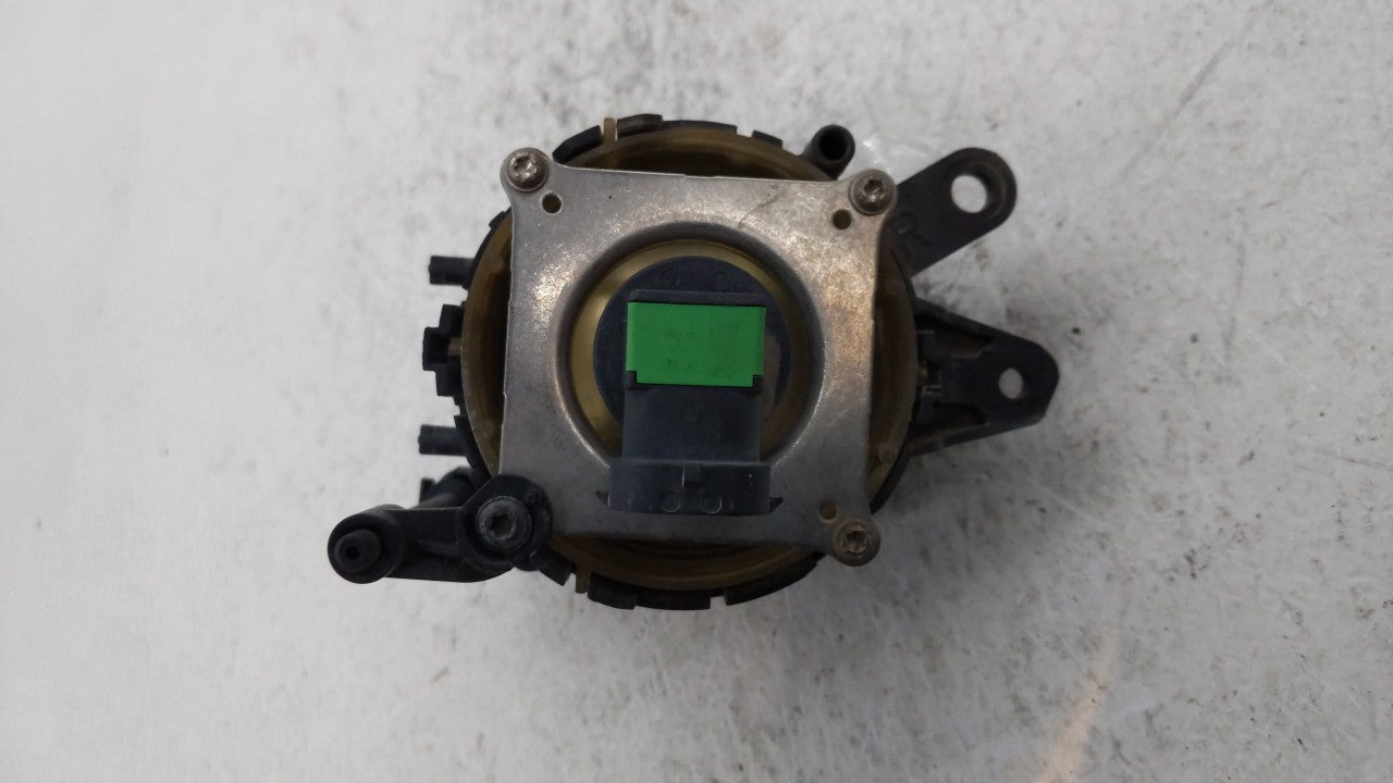 2002-2005 Audi A4 Passenger Right Oem Front Light Lamp - Oemusedautoparts1.com