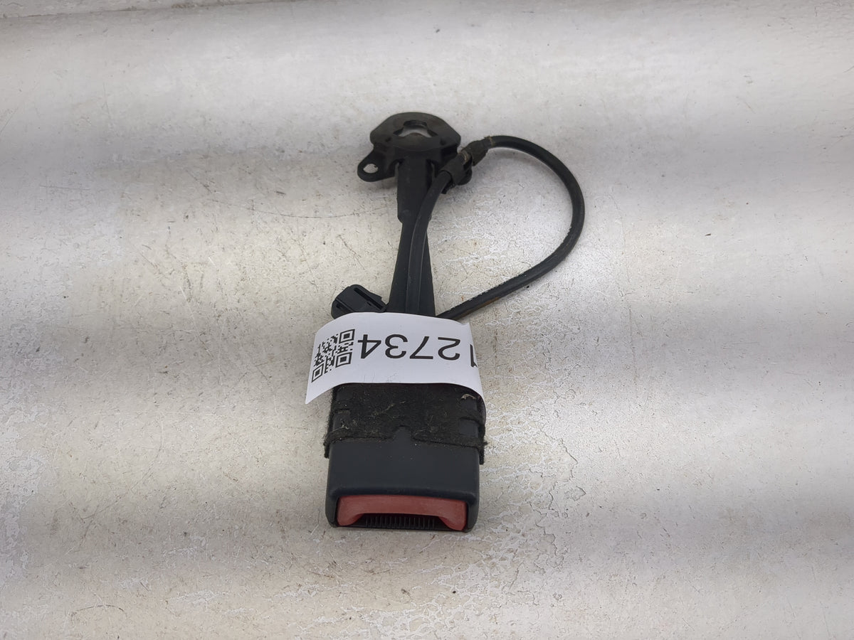 2004 Audi A4 Passenger Front Seatbelt Buckle - Oemusedautoparts1.com