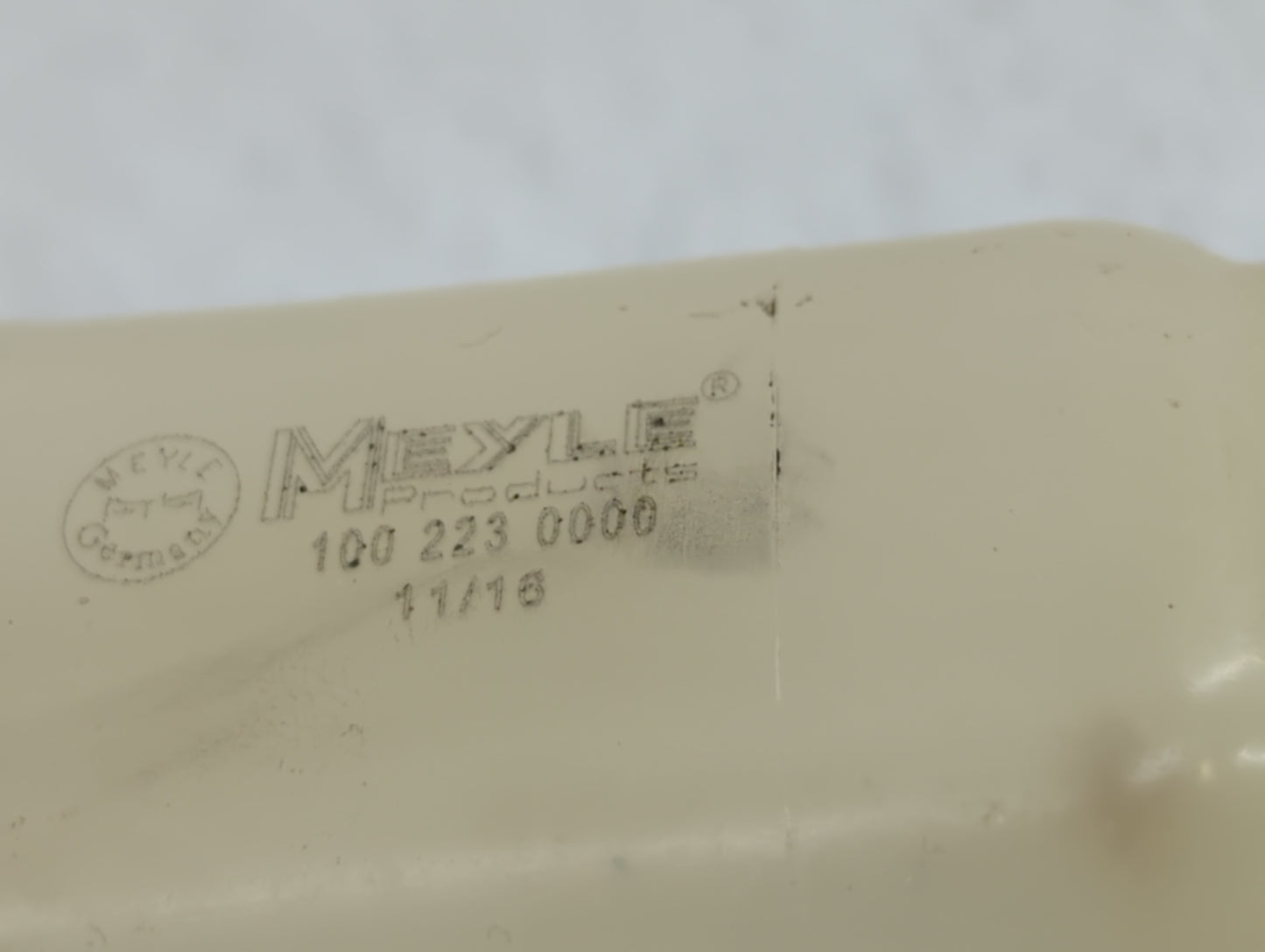 2004 Audi A4 Alternator Replacement Generator Charging Assembly Engine OEM P/N:100 223 0000 Fits OEM Used Auto Parts - Oemus