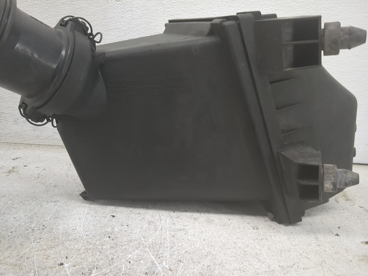 2004 Audi A6 Air Cleaner Intake-duct Hose Tube 1500430 - Oemusedautoparts1.com
