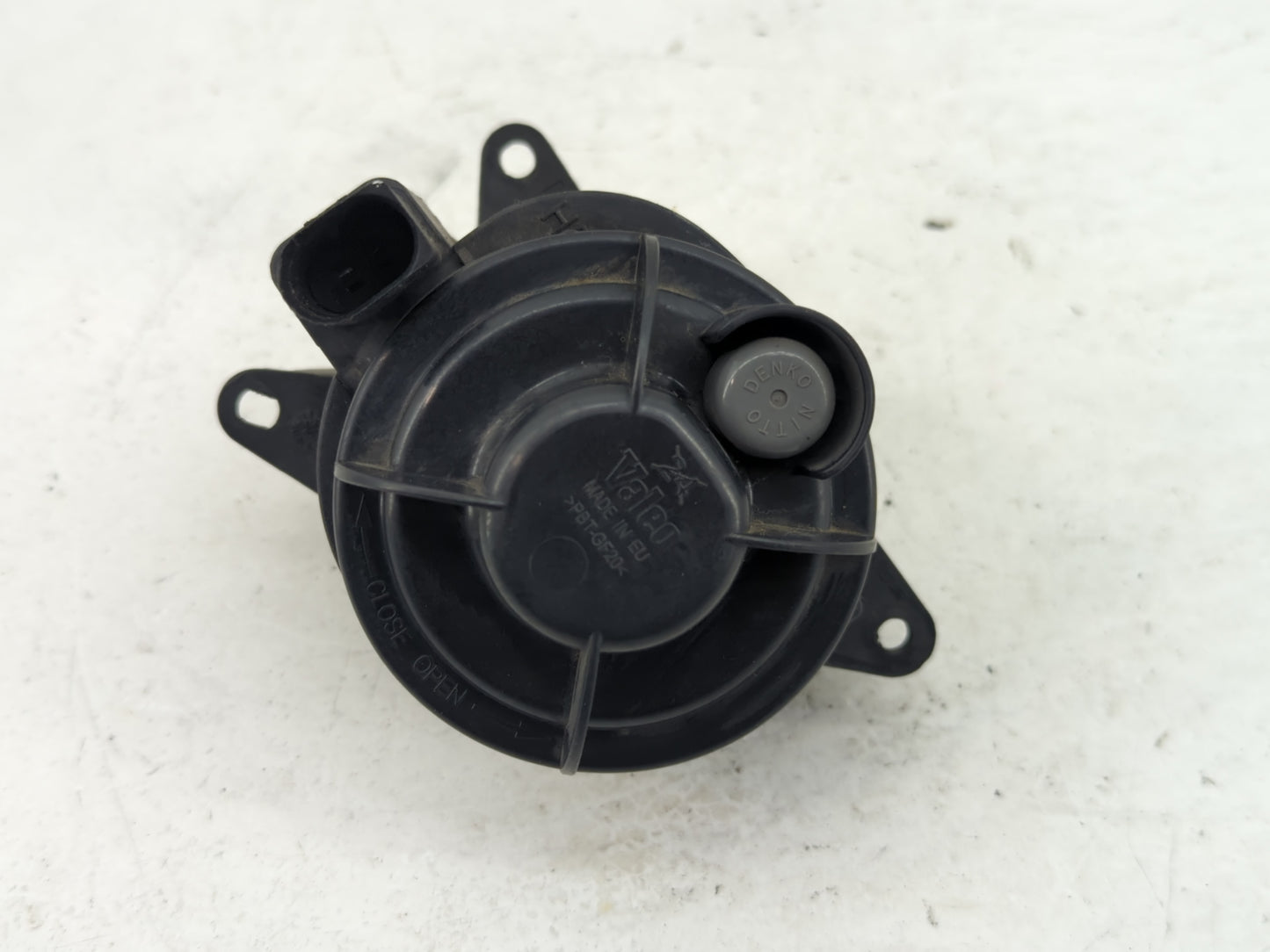 2001-2005 Audi Allroad Quattro Driver Left Oem Fog Light Lamp - Oemusedautoparts1.com