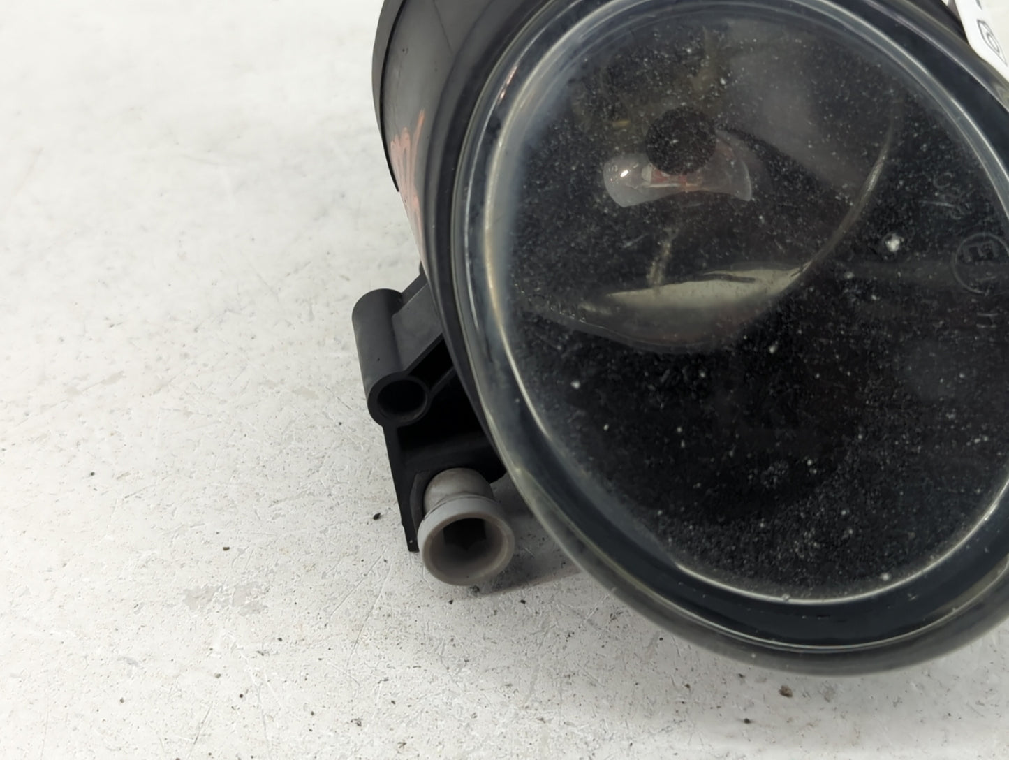 2004-2005 Audi S4 Passenger Right Oem Fog Light Lamp - Oemusedautoparts1.com