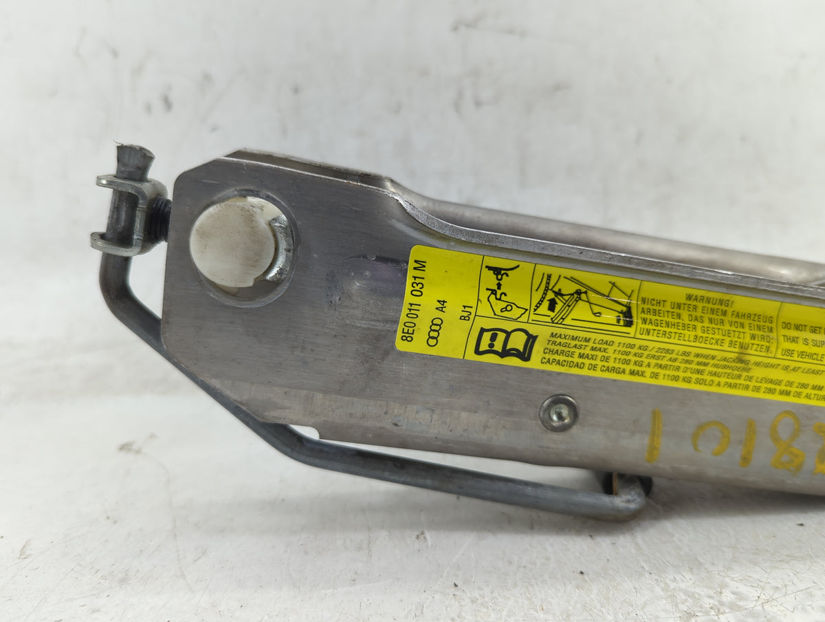 2004 Audi S4 Spare Scissor Car Jack - Oemusedautoparts1.com