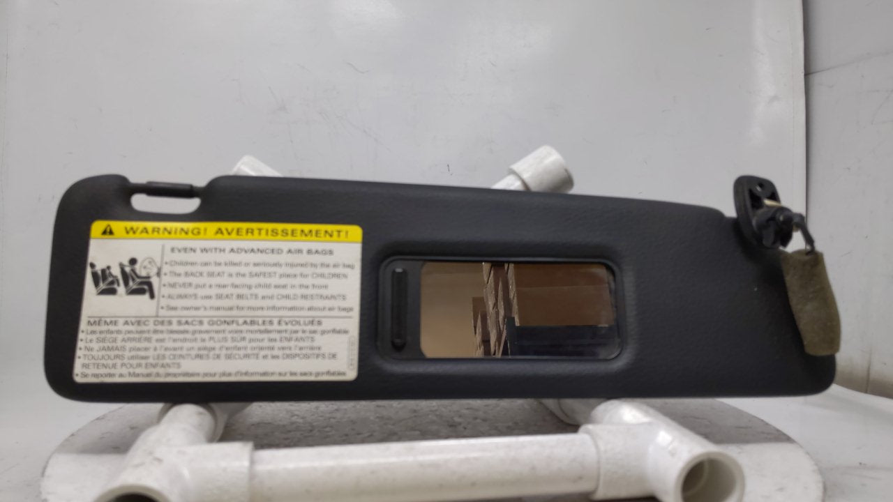 2004 Audi S4 Sun Visor Shade Replacement Passenger Right Mirror Fits OEM Used Auto Parts - Oemusedautoparts1.com