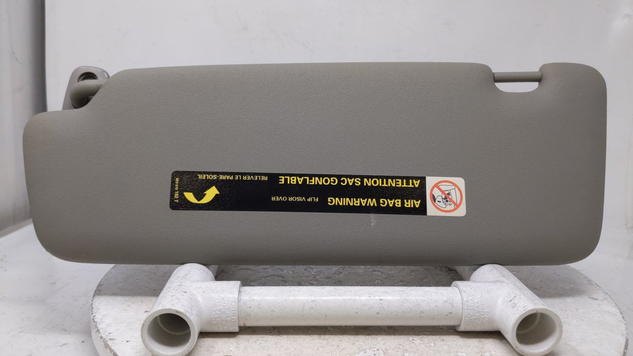 2004 Audi S4 Sun Visor Shade Replacement Passenger Right Mirror Fits OEM Used Auto Parts - Oemusedautoparts1.com