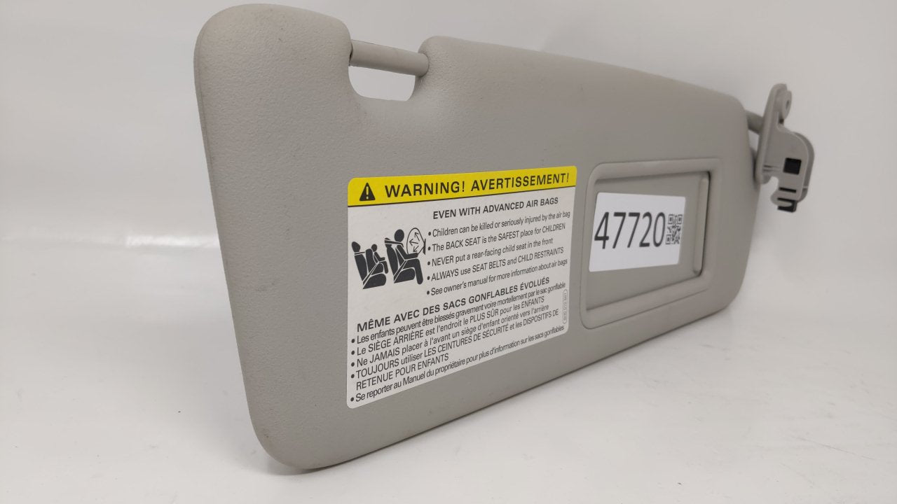 2004-2009 Audi S4 Sun Visor Shade Replacement Passenger Right Mirror Fits Fits 2003 2004 2005 2006 2007 2008 2009 OEM Used A