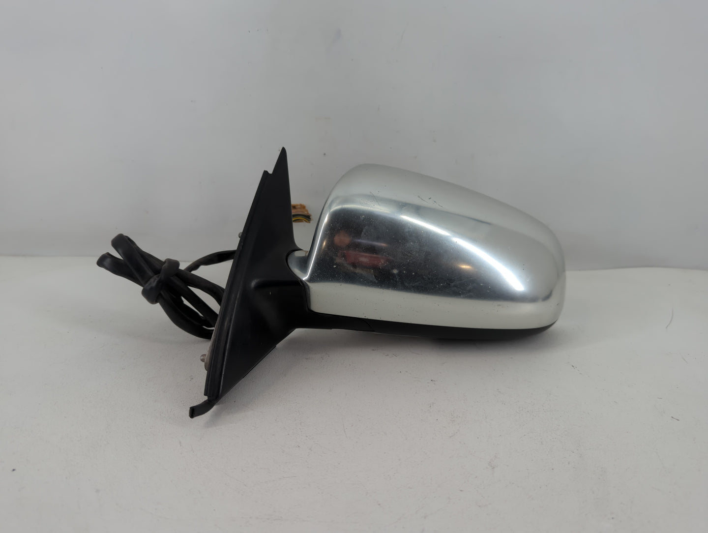 2004-2005 Audi S4 Side Mirror Replacement Driver Left View Door Mirror P/N:E1010681 Fits Fits 2004 2005 OEM Used Auto Parts 