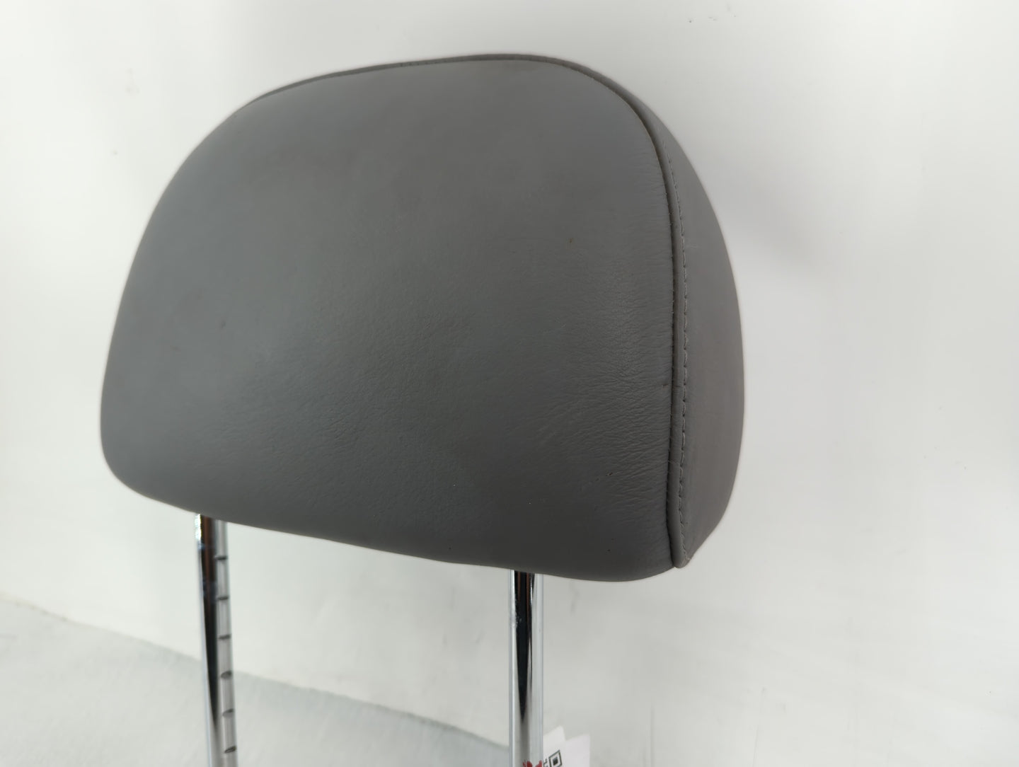 2004 Bmw 325ci Headrest Head Rest Front Driver Passenger Seat Fits OEM Used Auto Parts - Oemusedautoparts1.com
