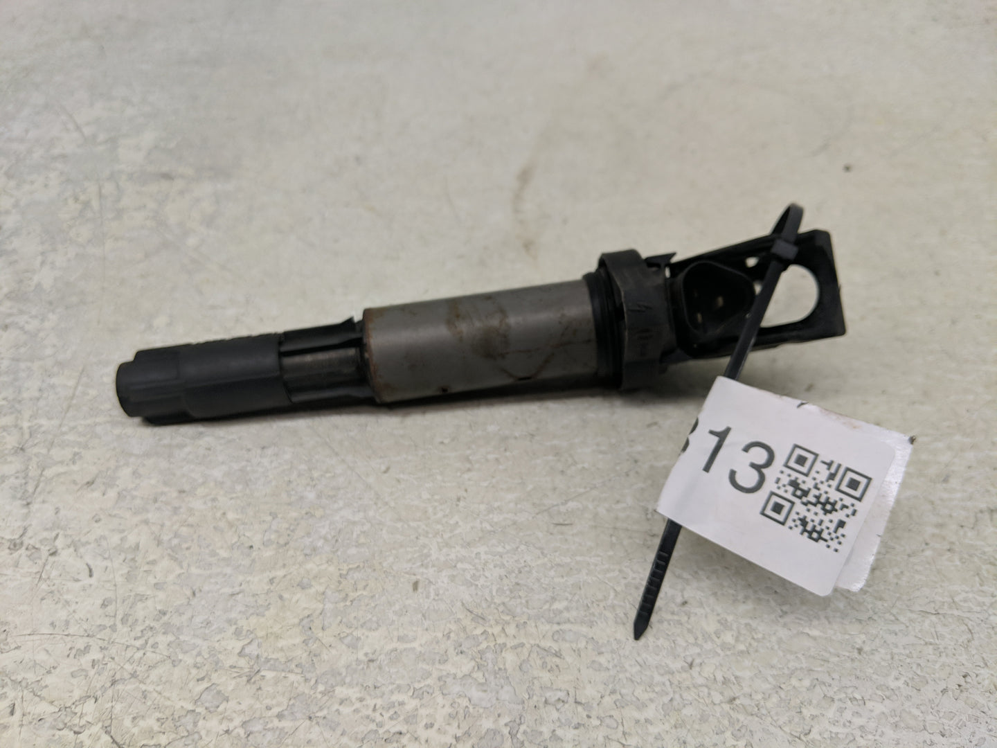 2002-2005 Bmw 325i Ignition Coil Igniter Pack - Oemusedautoparts1.com
