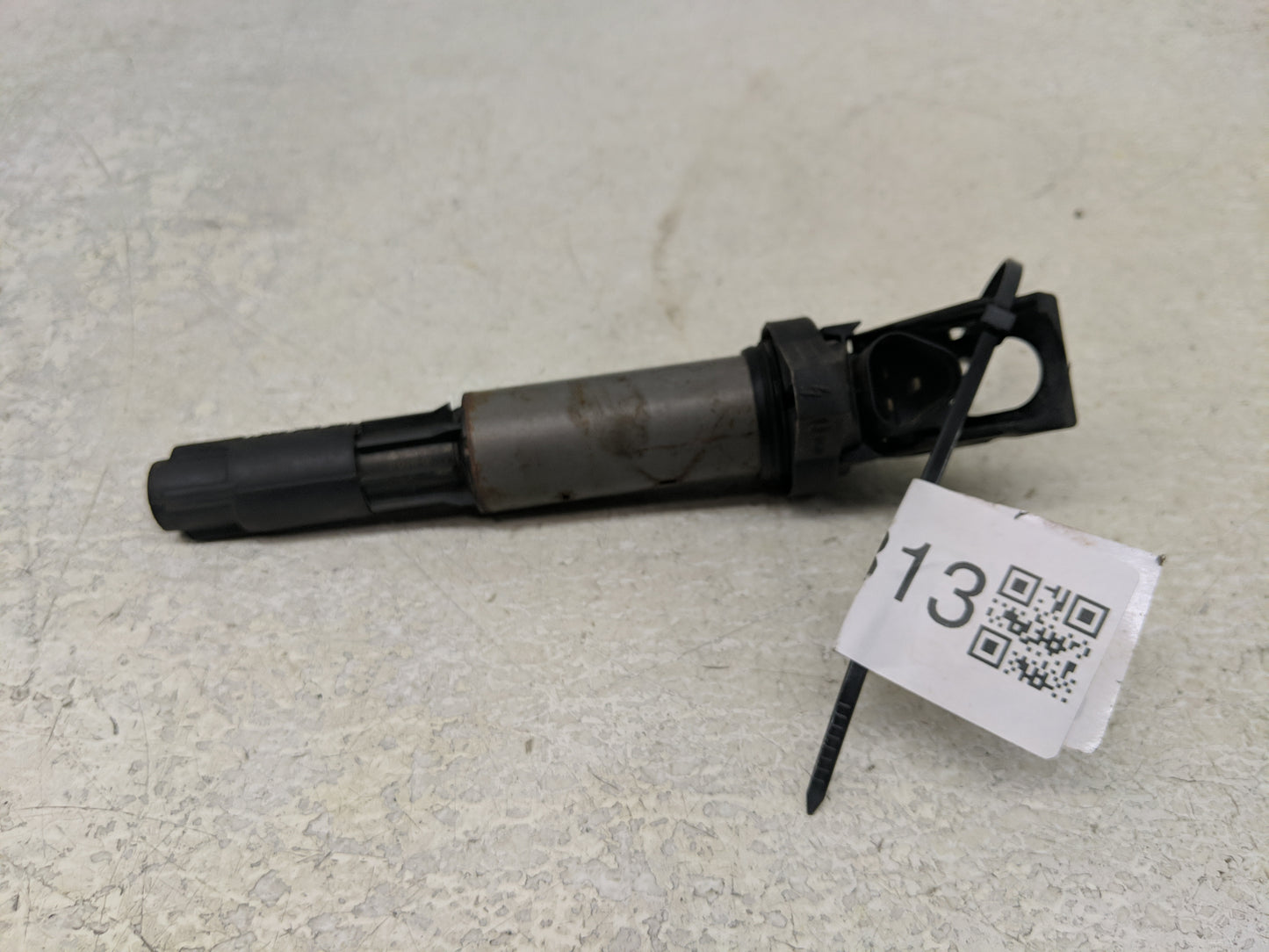 2002-2005 Bmw 325i Ignition Coil Igniter Pack - Oemusedautoparts1.com