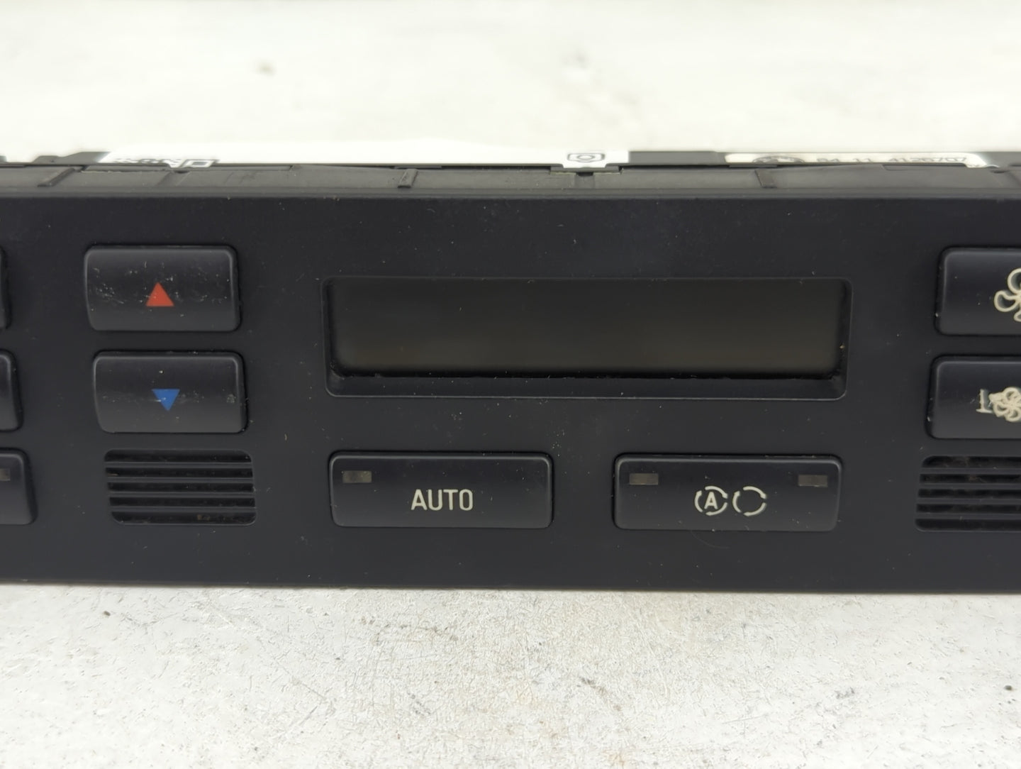 2004 Bmw 325i Climate Control Module Temperature AC/Heater Replacement P/N:64114126707 5HB008878-15 Fits OEM Used Auto Parts